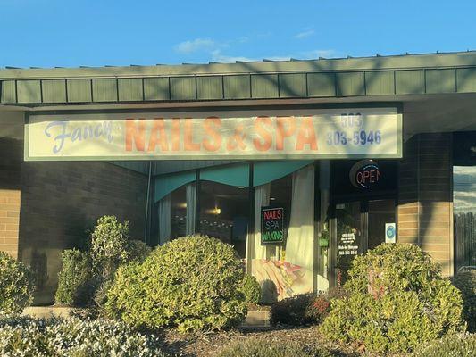 Fancy Nails & Spa