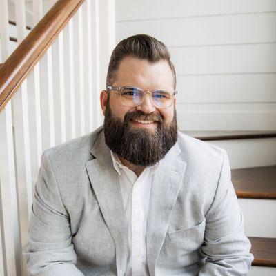 Justin, Owner and Team-Leader. Justin has been practicing for 11 years and knows more about Real Estate than ChatGPT!