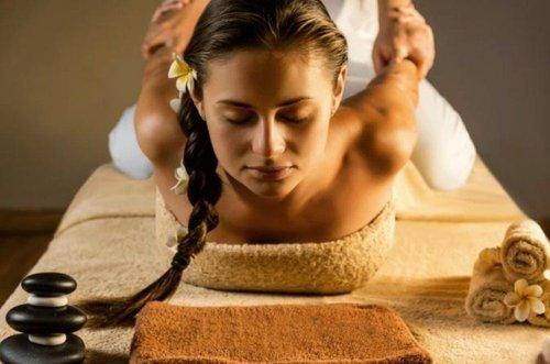 Relaxing Thai Yoga massage