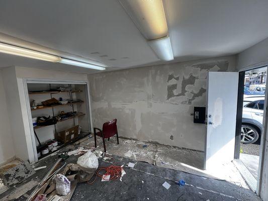 R L Walker Remodeling Inc