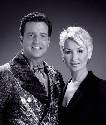 David & Dania www.costumechange.cim