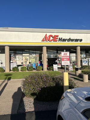 Roberts Ace Hardware