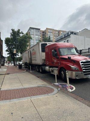 555 installed bollards in front of a private business preventing it from getting deliveries