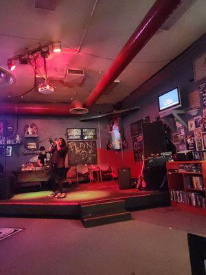 Plan B Live Entertainment & Cocktails