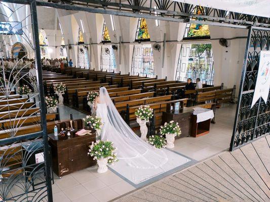 Garnet and Grace Bridal Boutique