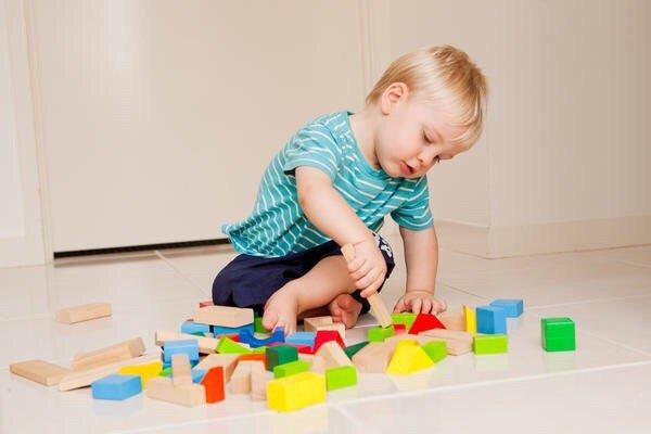 Purposeful play for kids with/without motor developmental delays.