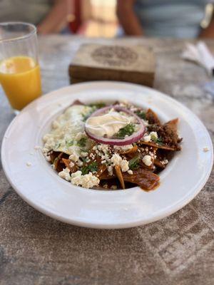 chilaquiles w/ Chorizo