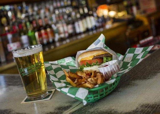 Dagwood's Tavern & Grill