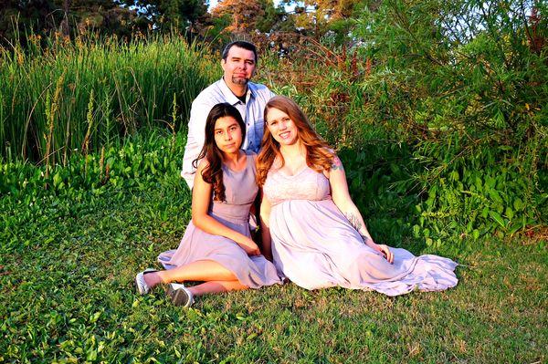 Maternity photo session at El Dorado Park in Long Beach