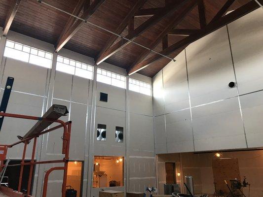 Rocking and corner bead completed