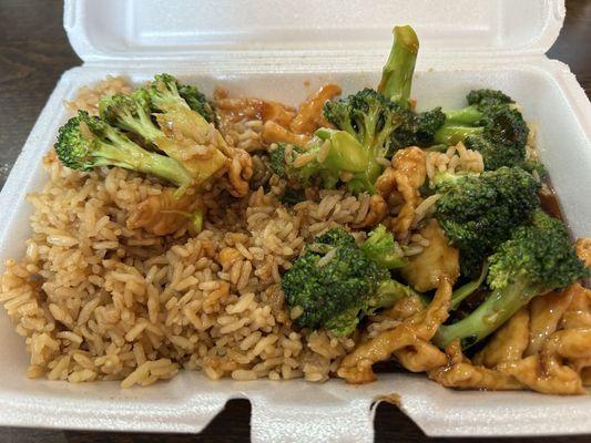 I have never had dine-in food brought in a takeout container (?) it was very good though