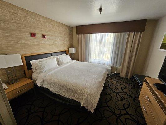 Holiday Inn Express & Suites Henderson By IHG