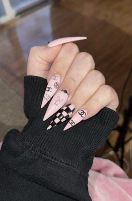 Da-Vi Nails