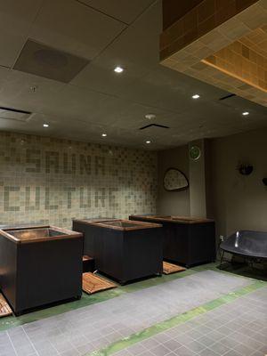 Shared Space. 3 cold plunge tubs of various temperatures ranging from 35 degrees to 45 degrees!