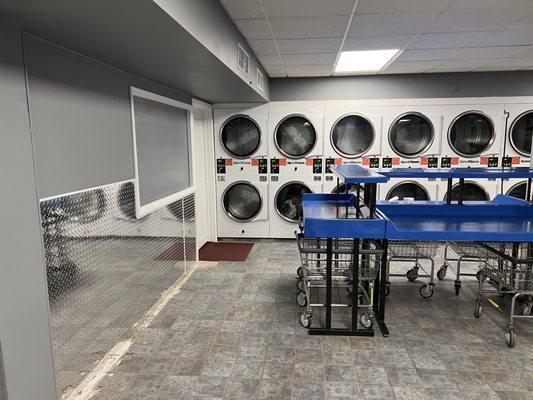 Bluestone Laundromat Hawley