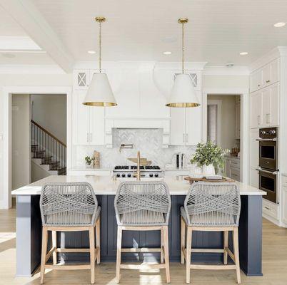 Sea Happy Organizing and Design