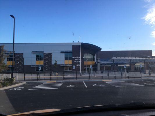 Desert Hills Middle School
