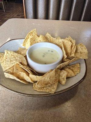 Chips and queso