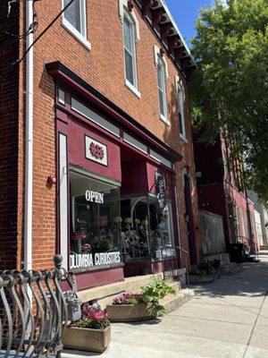 Columbia Curiosities