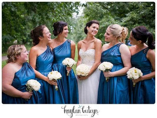 Bridal parties look best with a streamlined makeup look.