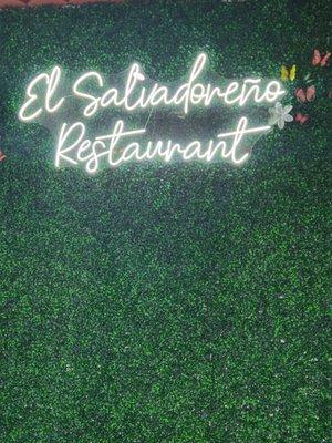 El Salvadoreno