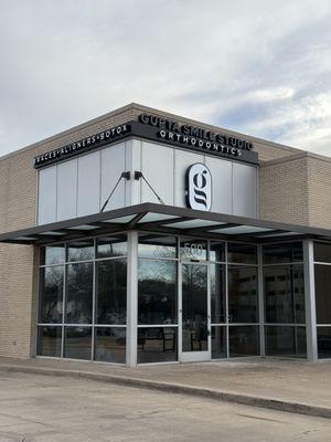 Exterior sign of our office located at the corner of Bishop and Colorado