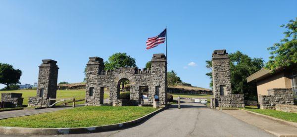 Fort Negley Park and Visitors Center