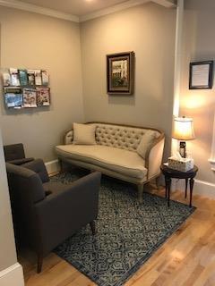 Auburn office waiting room