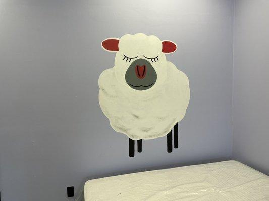 My 15 year old daughter Sarah painted this awesome sheep.
