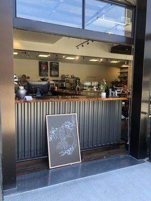 Walk up Bar