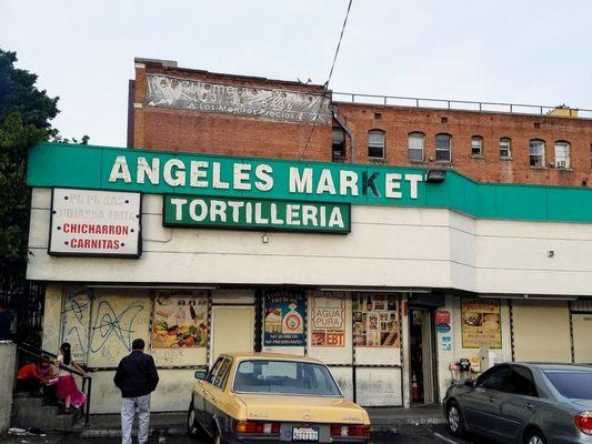 Angeles Market