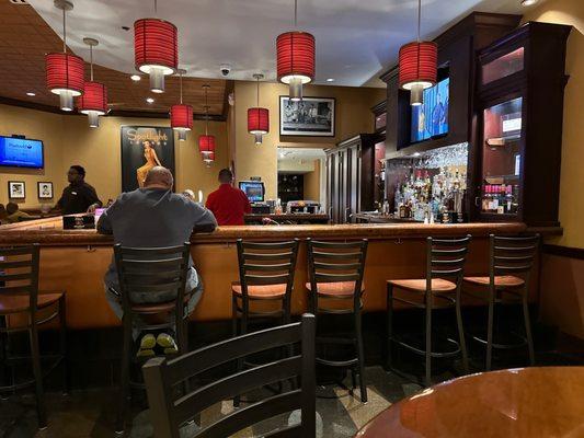 Spotlight Restaurant & Lounge