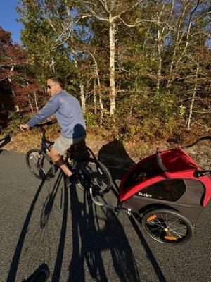 Adult bike with trailer