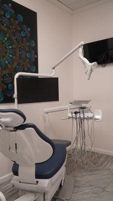 Cabinet 1 chair