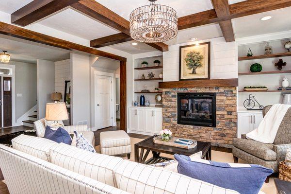 PorchLight Home Staging