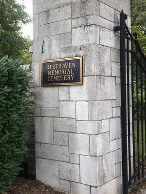 Resthaven Memorial Park