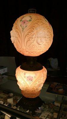 This is a beautiful cherub lamp from 1880s and it's in very near mint condition.