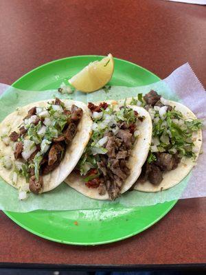 Tripas Crispy, Campechano, Cabeza tacos - Delicious