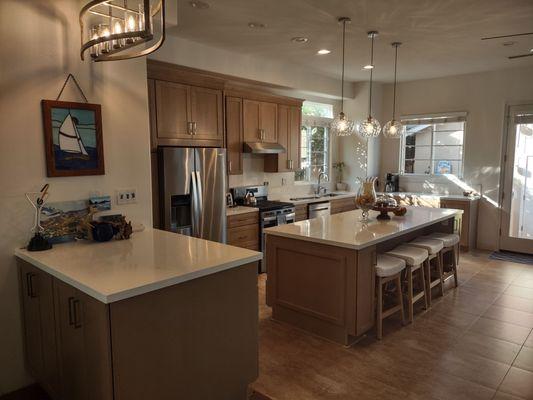 Customized the size of this bar countertop