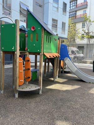 L'Academy Language Immersion Preschool