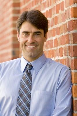 Chiropractor, Back Pain, Dr. Scott Sawyer, Santa Cruz, CA