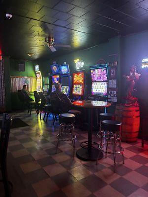 A few gambling machines! I won $18