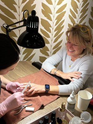 Don't forget your holiday nails this season!