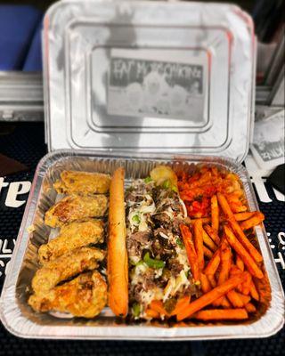 Fluffs Wings & Tingz