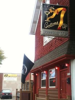 Bottoms Up Tavern