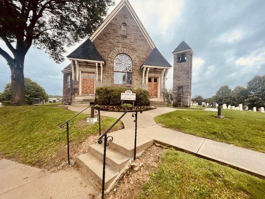 Old Stone Church