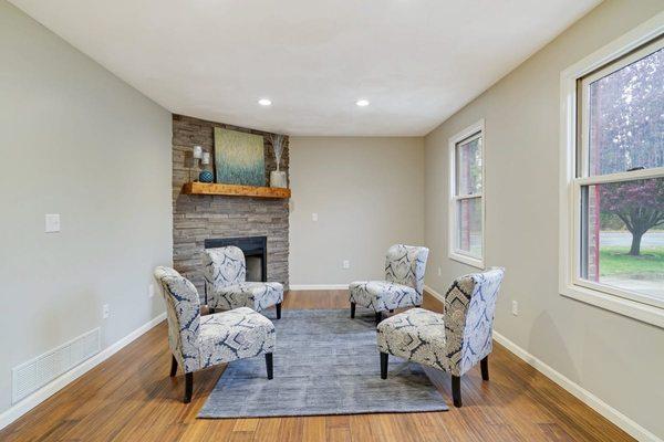 Crystal Clover Properties