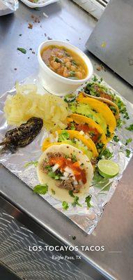 Los Tocayos Tacos