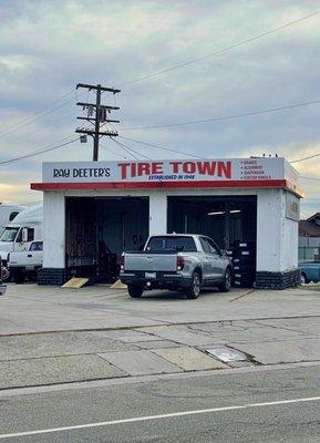 I had a right front tire that wasn't a great singer. It was always flat.