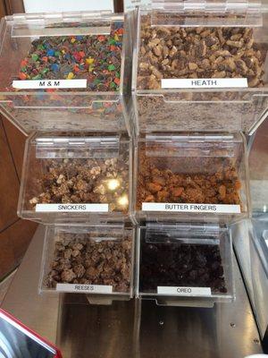 Sooo many awesome toppings!!!